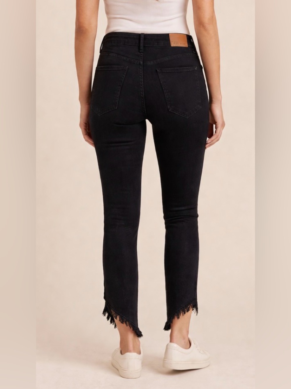 Judy Blue Black High-Rise Frayed-Hem Women’s Jeans 5/27 - Picture 2 of 8